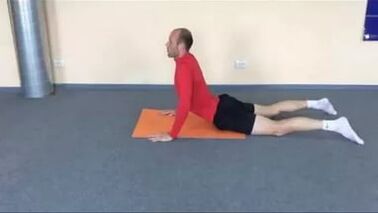 Terapia ruchowa pomoże wzmocnić osłabione mięśnie pleców z osteochondrozą